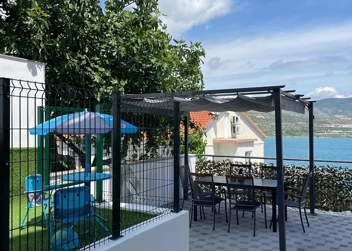 Apartment Delux Eva Trogir