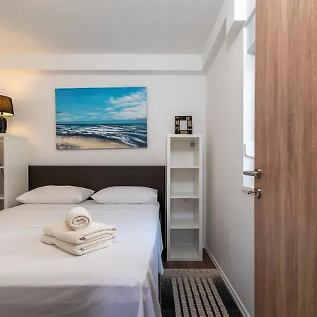 Apartment Delux Eva *