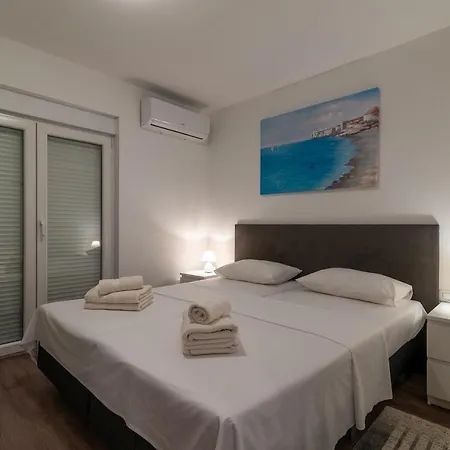 Delux Eva Apartment *
